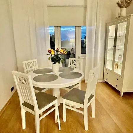 Keskuse Apartment With A Balcony Haapsalu Exterior foto